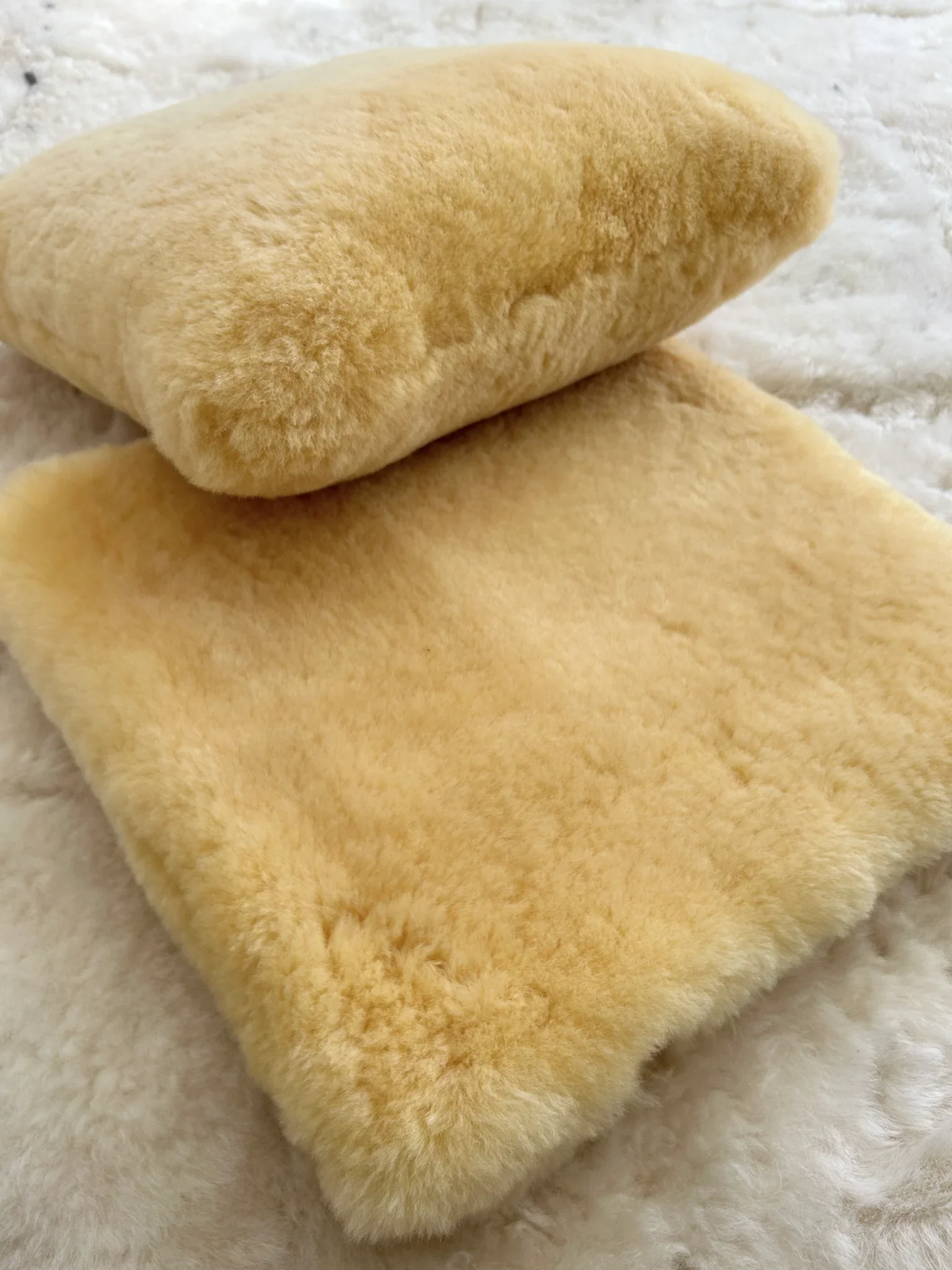 15” x 15” Double Sided Medical Sheepskin Pillowcase - Image 3