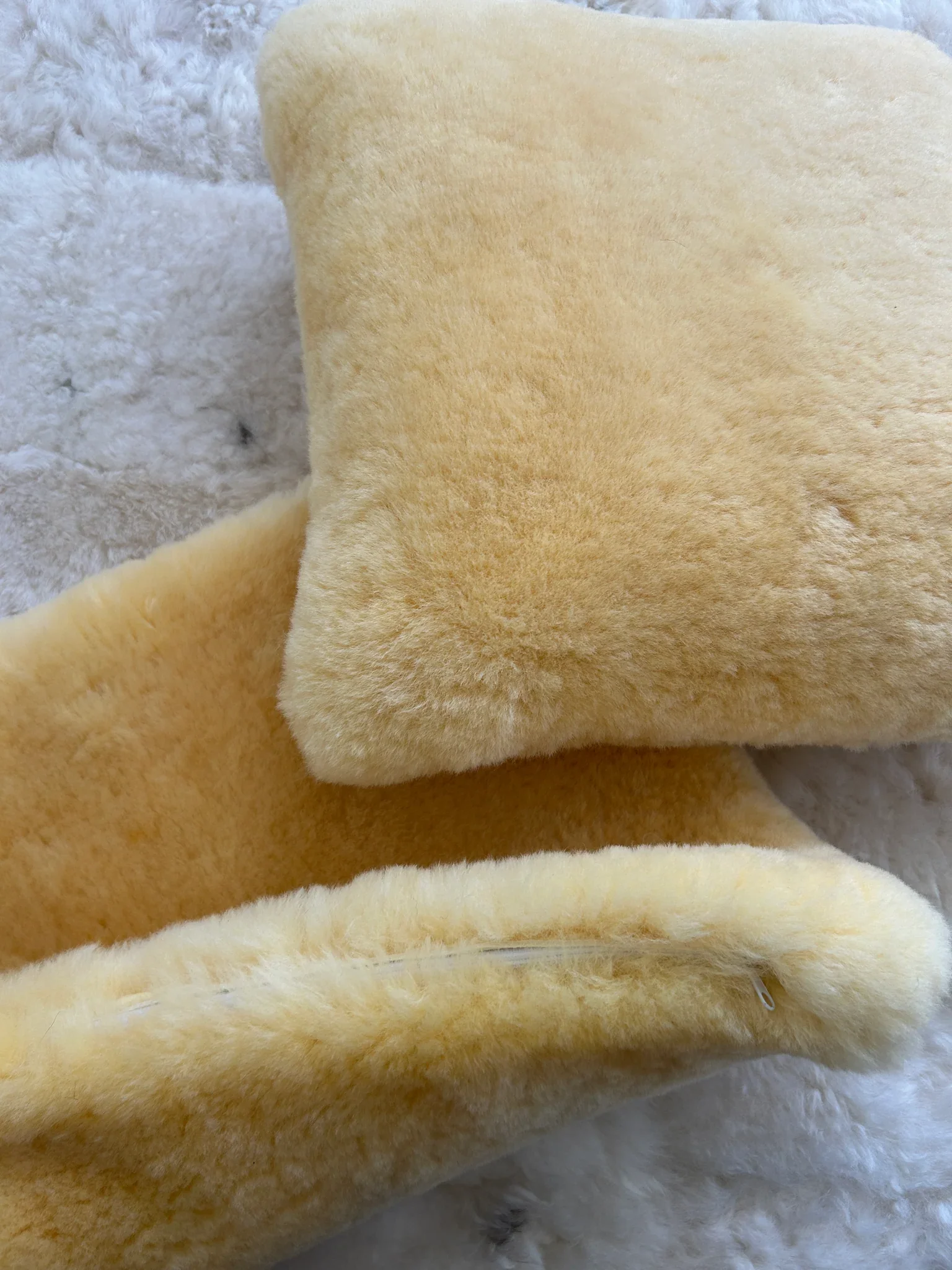 15” x 15” Double Sided Medical Sheepskin Pillowcase - Image 4