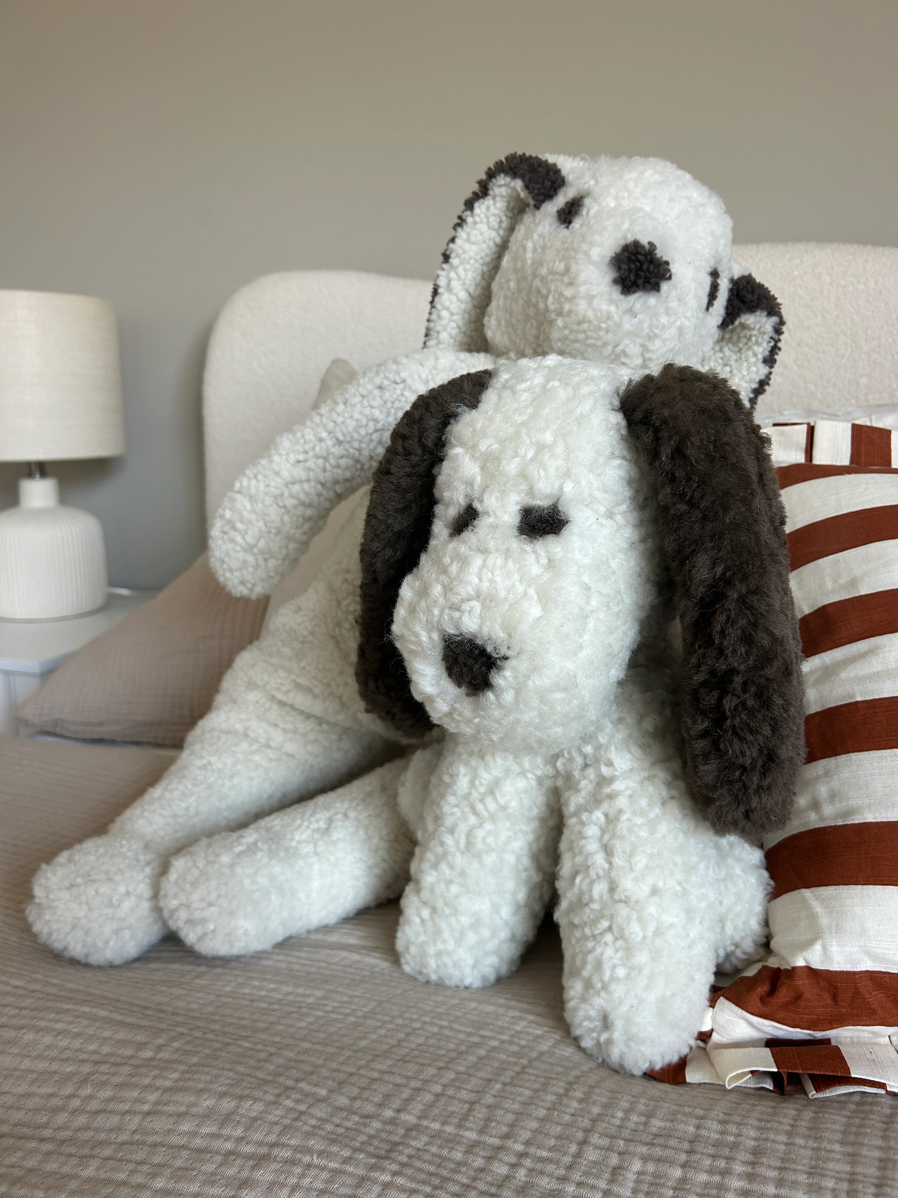 Marlow: Natural Sheepskin Dog Buddy - Image 3