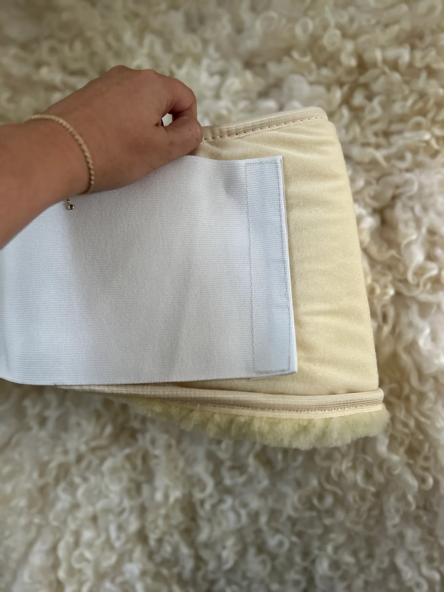 Back and Uterus Support: Sheepskin Belt - Image 5