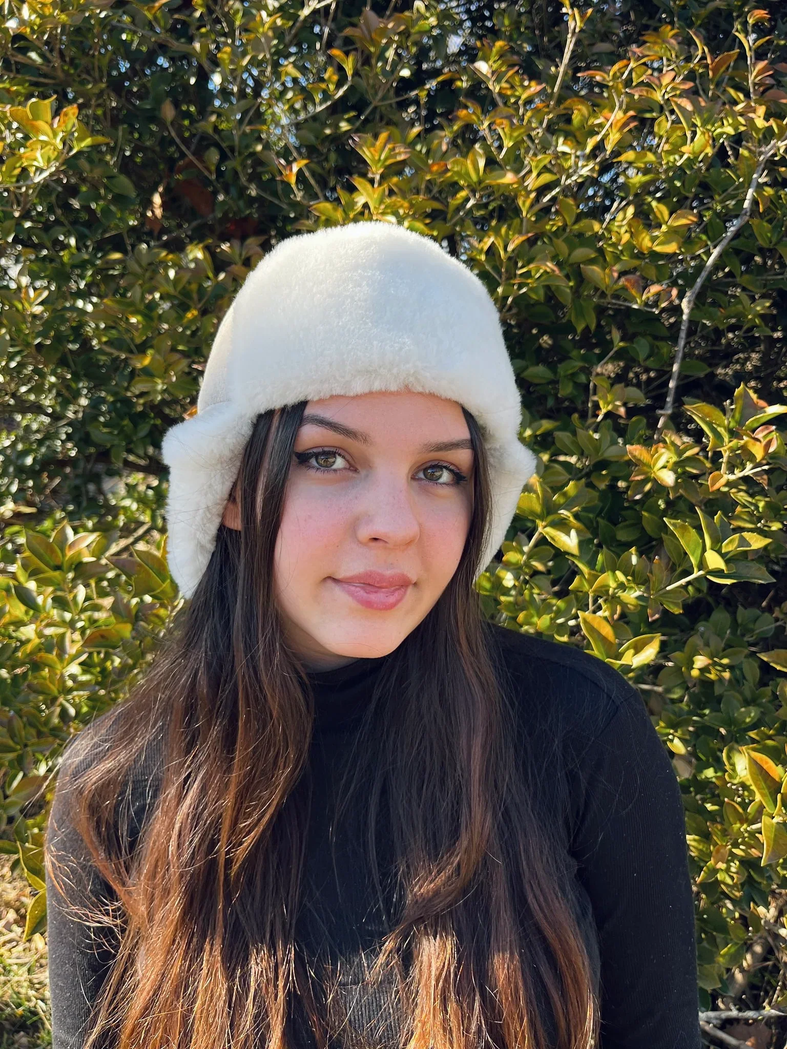 Sheepskin and Leather Pilot Hat in Cream - Image 4