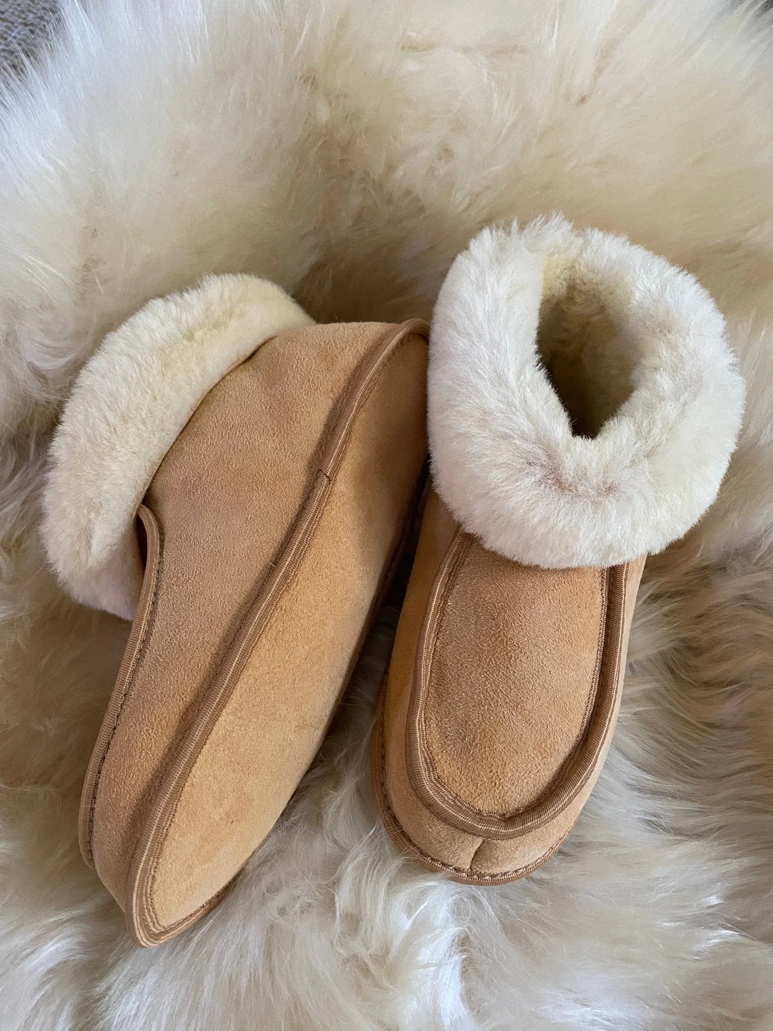 Terra Slipper: Sheepskin Minimalist Footwear - Image 3