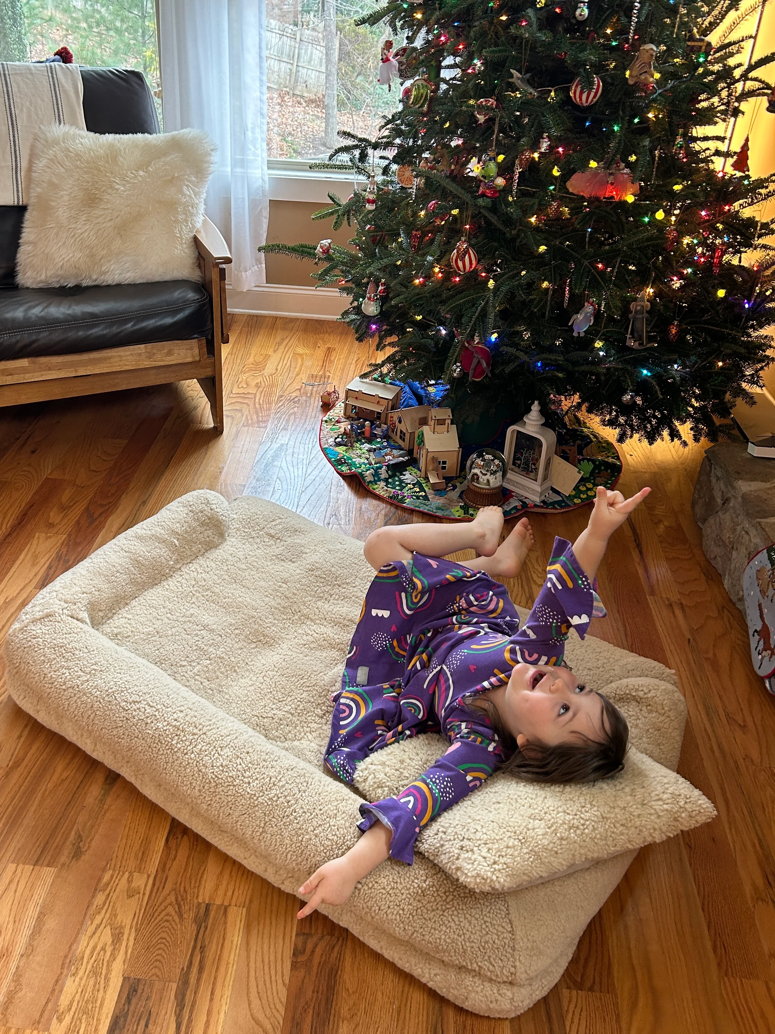The East Perry Lounger - Image 5